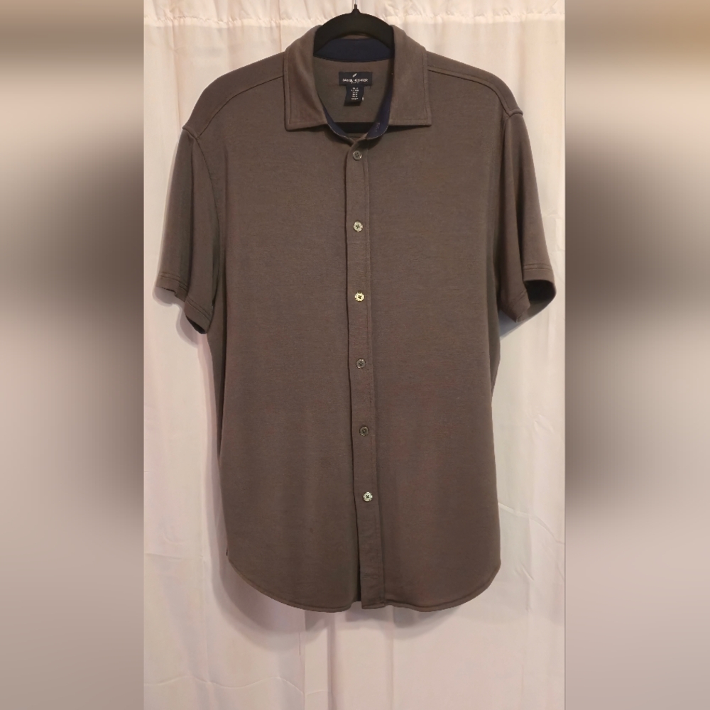 Men's Dark Green Super Soft Button Up Medium